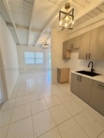 Cresthaven, 6110 Monroe St, Hollywood, Florida 33023, image 3