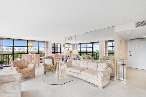 Towers Of Oceanview South, 600 Parkview Dr #709, Hallandale Beach, Florida 33009, image 2