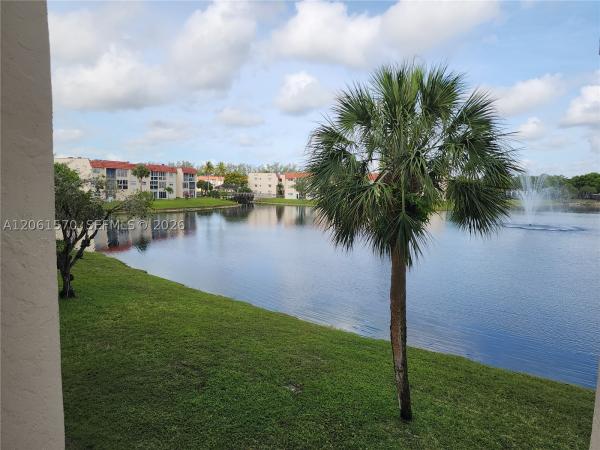 Sunrise Lakes 1, 2931 E Sunrise Lakes Dr #205, Sunrise, Florida 33322, image 3