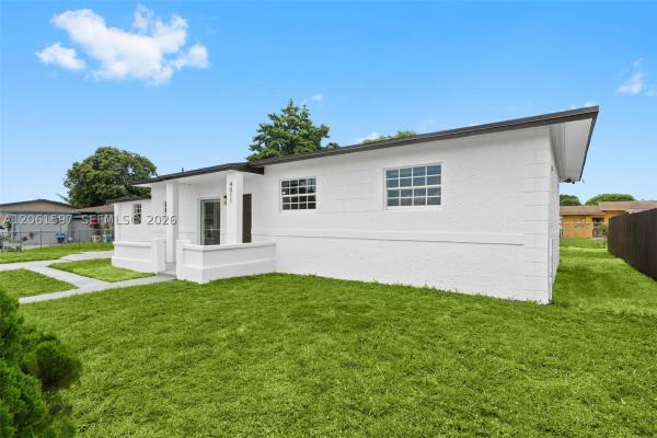 Carol City, 4011 NW 171st St, Miami Gardens, Florida 33055, image 2