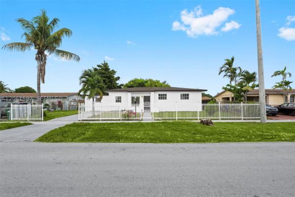 Carol City, 4011 NW 171st St, Miami Gardens, Florida 33055, image 1