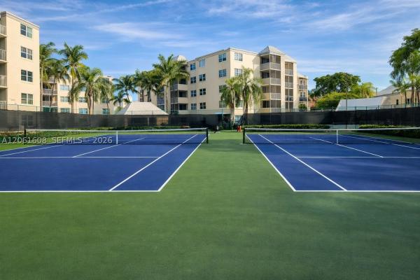 Las Vistas At Doral, 8363 Lake Dr #301, Doral, Florida 33166, image 2