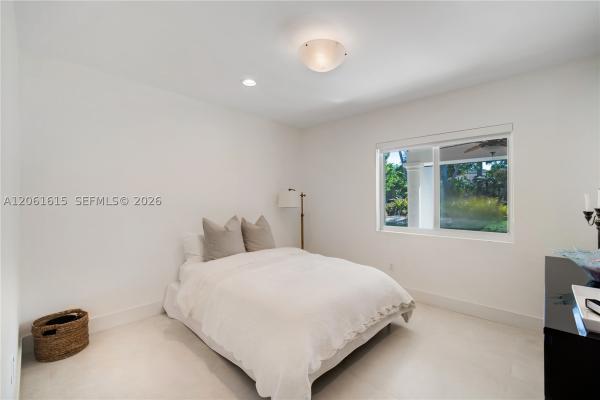 Holiday Colony, 324 Caribbean Rd, Key Biscayne, Florida 33149, image 3