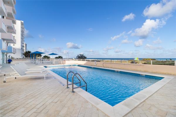 Ocean Point, 345 Ocean Dr #718, Miami Beach, Florida 33139, image 3