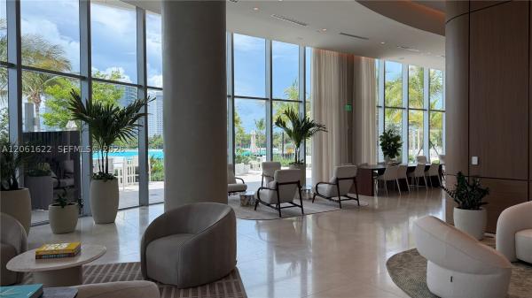 2411 Laguna Cir #1610, North Miami, Florida 33181, image 3