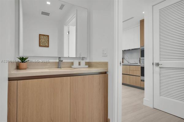 2411 Laguna Cir #1610, North Miami, Florida 33181, image 1