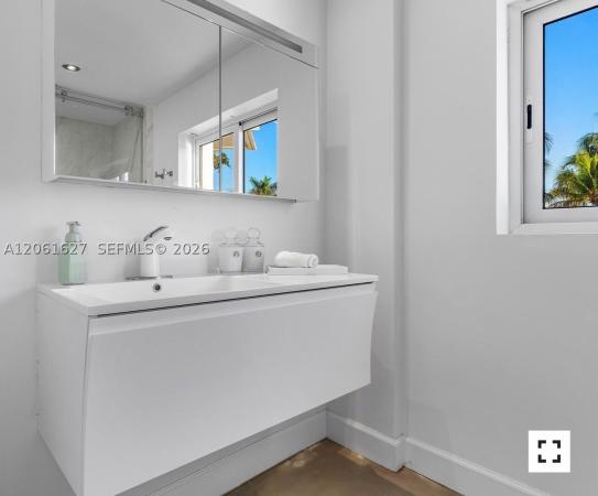 The Four Seasons, 333 Sunset Dr #108, Fort Lauderdale, Florida 33301, image 2