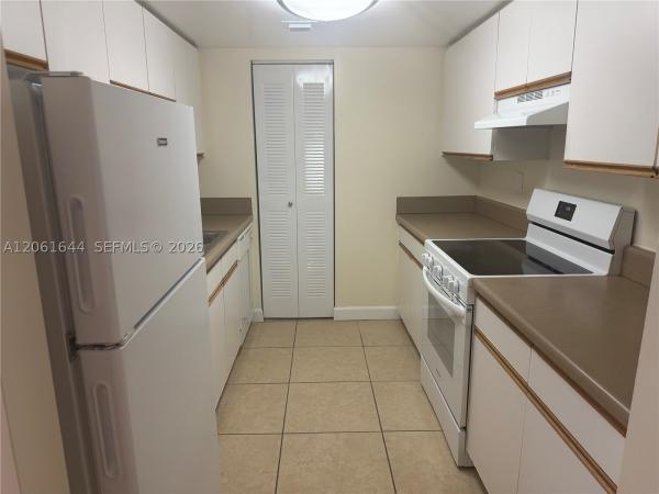 Park Place By The Bay, 915 NW 1st Ave #H1912, Miami, Florida 33136, image 2