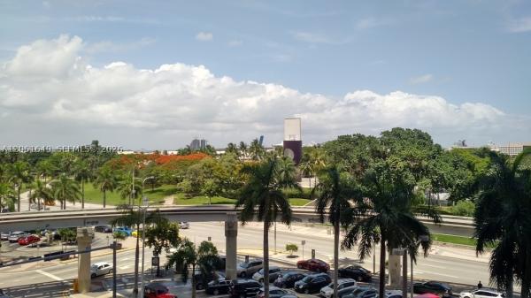 50 Biscayne, 50 Biscayne Blvd #508, Miami, Florida 33132, image 2