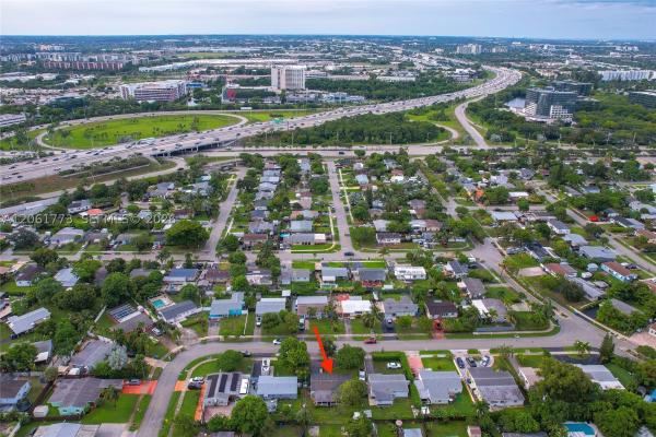 Collier Estates, 320 NE 59th Ct, Oakland Park, Florida 33334, image 1