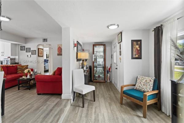 Hollywood Highlands Park, 2407 Dewey St, Hollywood, Florida 33020, image 3