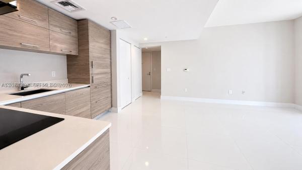 SLS Brickell, 1300 S Miami Ave #3407, Miami, Florida 33130, image 3