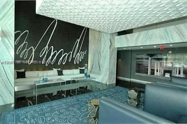 One Miami East, 335 S Biscayne Blvd #1810, Miami, Florida 33131, image 3