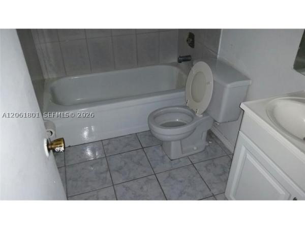 6730 W 26th Ct #12-15, Hialeah, Florida 33016, image 2