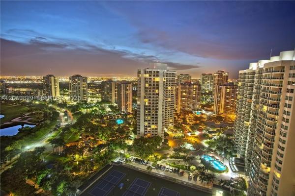 Terraces North Turnberry, 20191 E Country Club Dr #2703, Aventura, Florida 33180, image 2