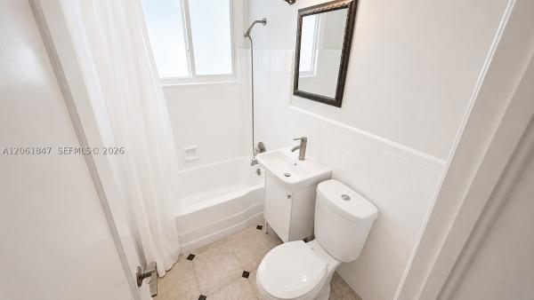 7550 SW 75th St, Unincorporated Dade County, Florida 33143, image 1