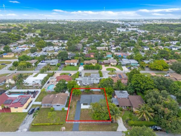 1265 NE 201st Ter, Unincorporated Dade County, Florida 33179, image 1