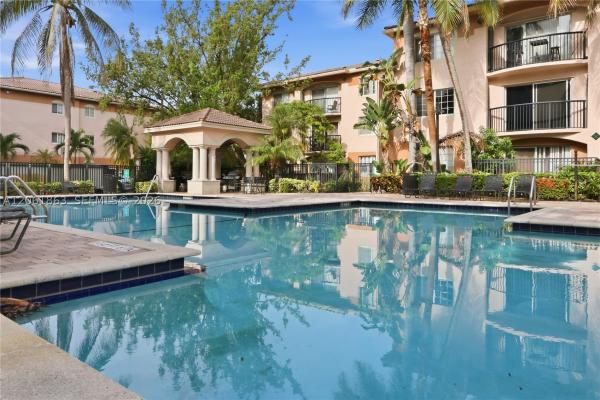 Village East, 2015 SE 10th Ave #130, Fort Lauderdale, Florida 33316, image 1
