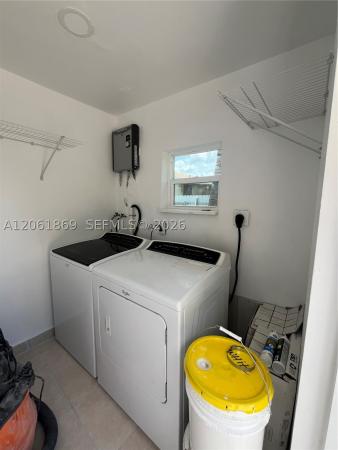 1160 NW 105th St, Unincorporated Dade County, Florida 33150, image 2