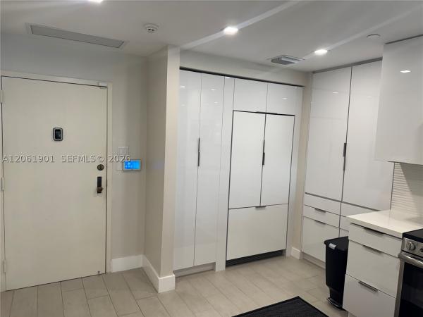 Tidemark At Key Colony, 201 Crandon Blvd #520, Key Biscayne, Florida 33149, image 1