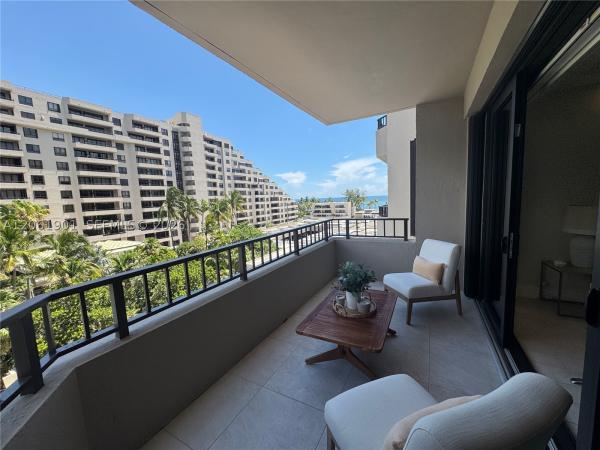 Tidemark At Key Colony, 201 Crandon Blvd #520, Key Biscayne, Florida 33149, image 2