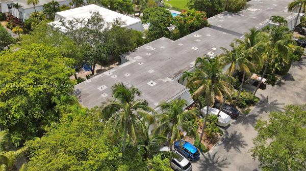 Cape Florida Club, 224 Sea View Dr #104, Key Biscayne, Florida 33149, image 2