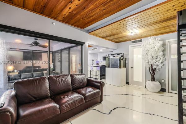 Windmill Gate, 6402 Windmill Gate Rd, Miami Lakes, Florida 33014, image 1