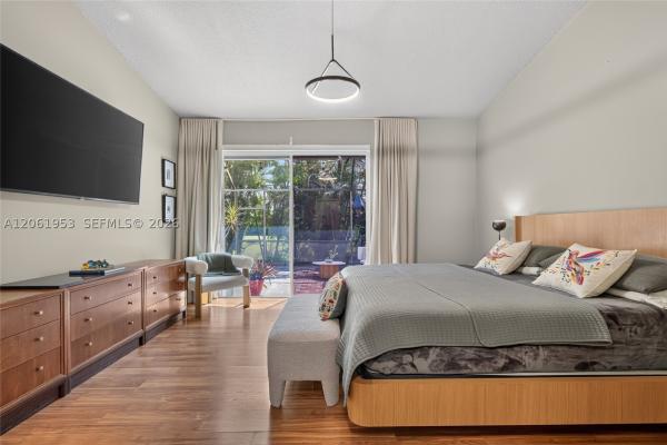 Doral Woods, 4749 NW 98th Pl, Doral, Florida 33178, image 2