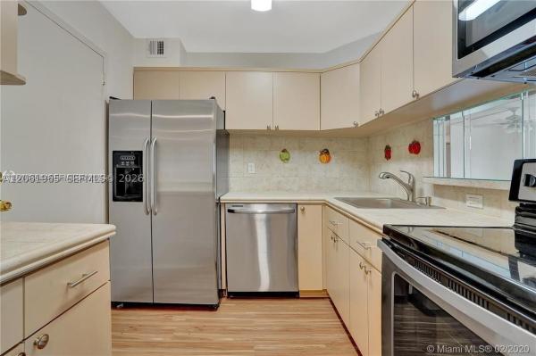 Ocean Point, 345 Ocean Dr #302, Miami Beach, Florida 33139, image 1