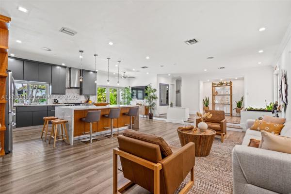 1871 NE 186th St, North Miami Beach, Florida 33179, image 2