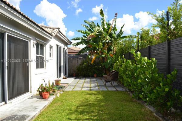 8328 SW 163rd Ave, Unincorporated Dade County, Florida 33193, image 2