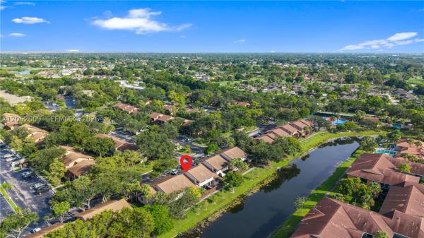 Bonaire Village At Woodmont, 7640 NW 79th Ave #L6, Tamarac, Florida 33321, image 3