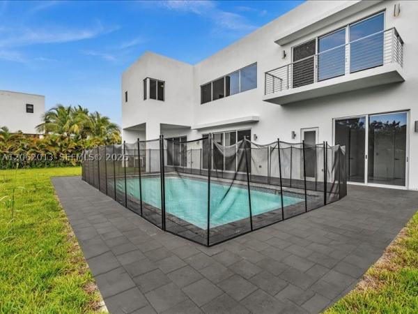 16644 Botaniko Dr N #16644, Weston, Florida 33326, image 2