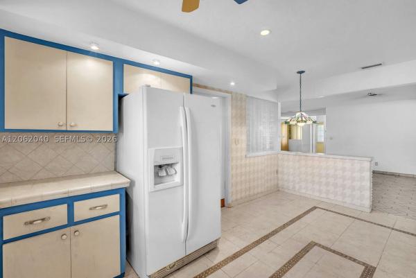 Plantation Gardens, 861 Holly Ln, Plantation, Florida 33317, image 2