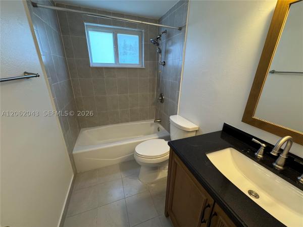 7700 Camino Real #D-407, Unincorporated Dade County, Florida 33143, image 2