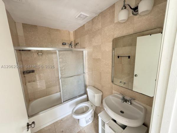 Royal Palms, 7420 W 20th Ave #355, Hialeah, Florida 33016, image 2