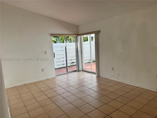 14700 SW 139th Ave #4-40, Unincorporated Dade County, Florida 33186, image 2