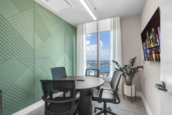 Miami, Florida 33132, image 3