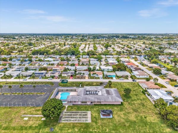 Paradise Gardens 1, 1065 NW 68th Ter, Margate, Florida 33063, image 2