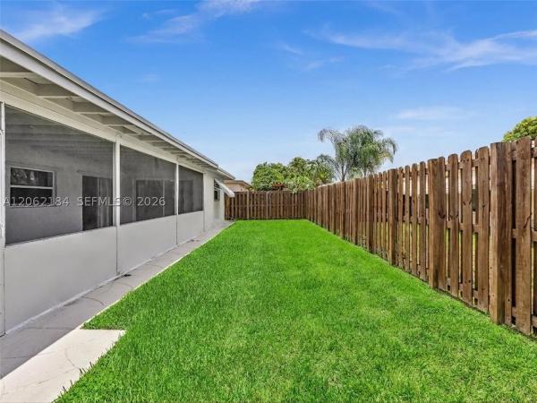Paradise Gardens 1, 1065 NW 68th Ter, Margate, Florida 33063, image 1