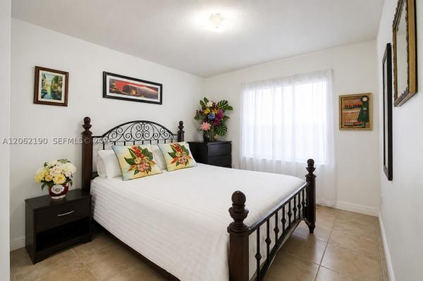 7251 SW 113th Court Cir, Unincorporated Dade County, Florida 33173, image 3