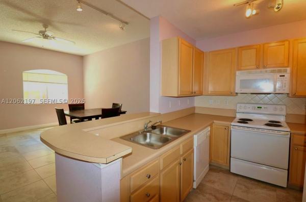 Valencia, 6001 SW 70th St #117, South Miami, Florida 33143, image 1