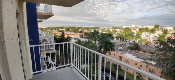 Yolanda Villas, 4550 NW 9th St #706E, Miami, Florida 33126, image 2