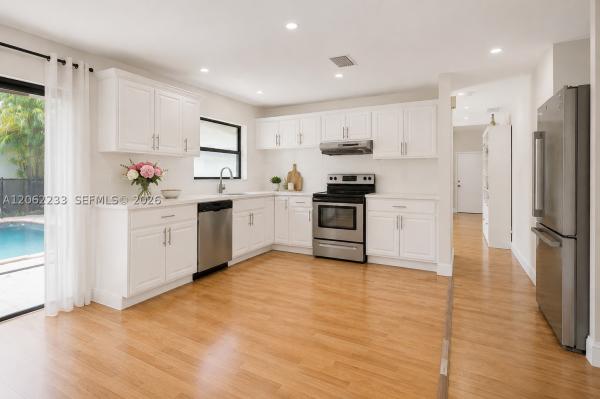 The Woods Of Emerald Hills, 4102 N 51st Ave #1-1, Hollywood, Florida 33021, image 2