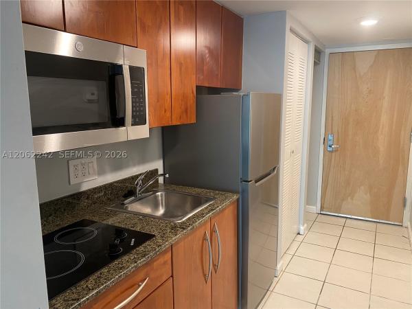 The Club At Brickell Bay, 1200 Brickell Bay Dr #3110, Miami, Florida 33131, image 3