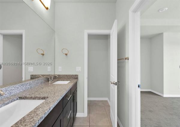 Parkview At Hillcrest, 1240 Eucalyptus Dr #2, Hollywood, Florida 33021, image 2