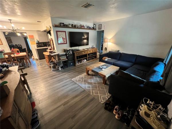 13301 NW Miami Ct, Unincorporated Dade County, Florida 33168, image 1