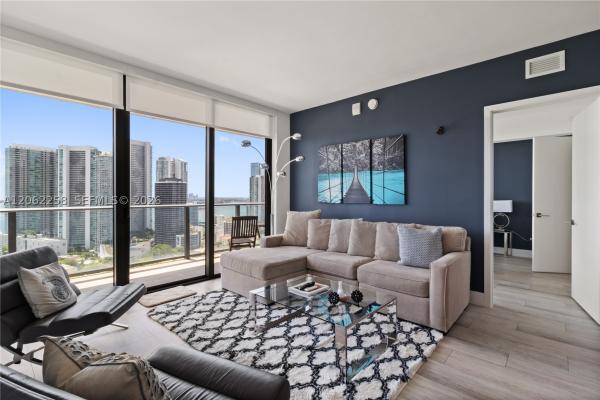 Hyde Midtown, 121 NE 34th St #2807, Miami, Florida 33137, image 2