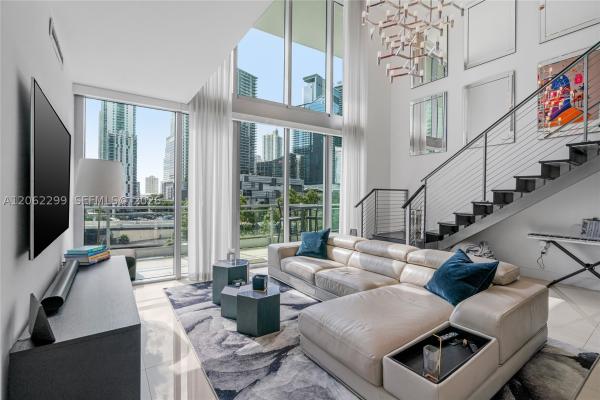 Mint At Riverfront, 92 SW 3rd St #708, Miami, Florida 33130, image 2