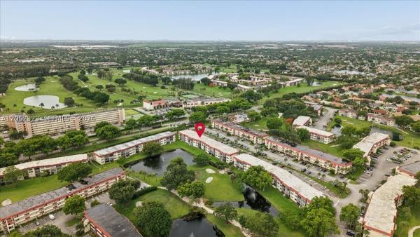 Hollybrook Golf & Tennis Club, 800 S Hollybrook Dr #205, Pembroke Pines, Florida 33025, image 3